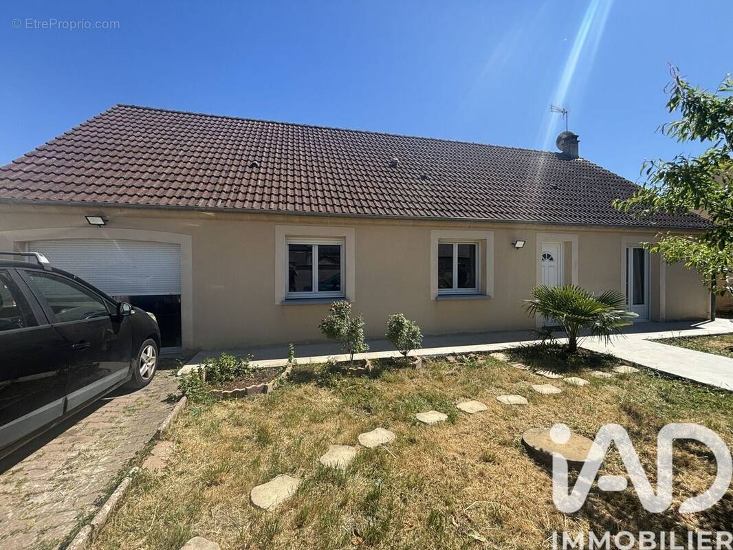 Photo 1 - Maison à SENS