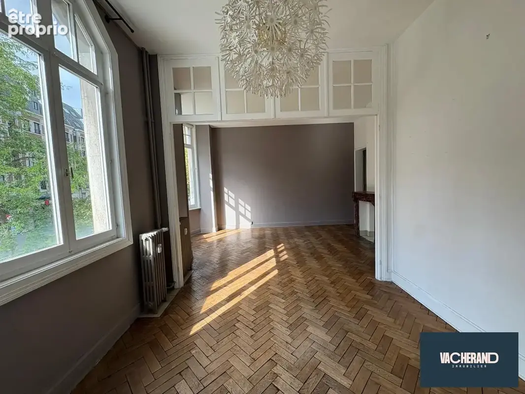 Appartement 3 pièces 88 m² à vendre à Lille (59000) - photo 2