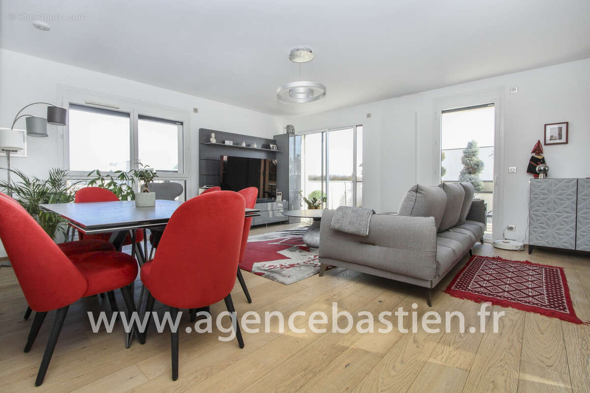 Appartement à FERNEY-VOLTAIRE