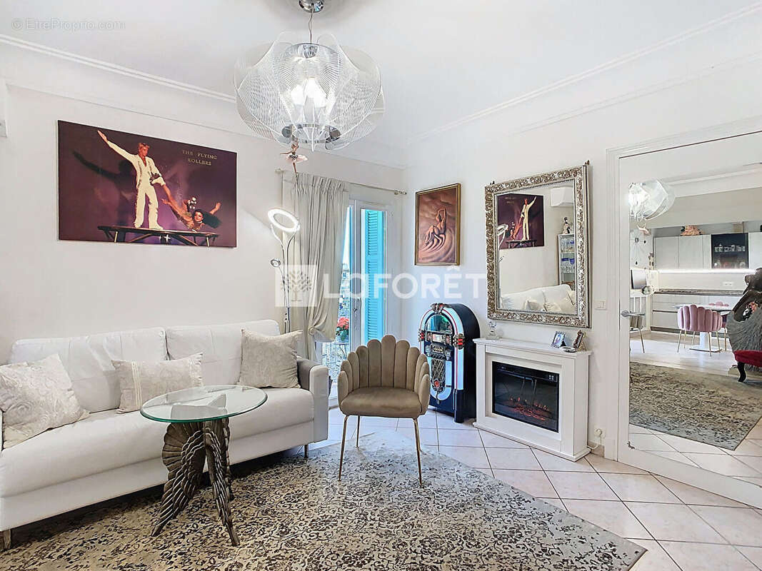 Appartement à MENTON