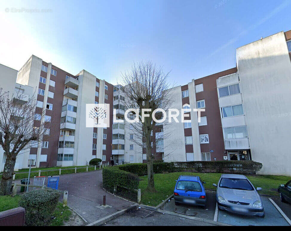 Appartement à VILLIERS-LE-BEL
