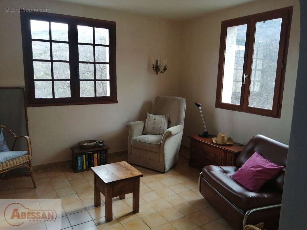 Maison à SAINT-PIERRE-AVEZ