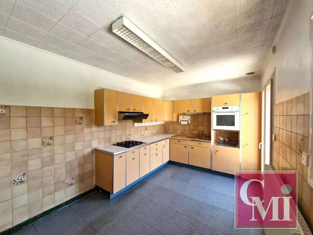 Exclusivité ! DPE en C - Rare : Pavillon de plain-pied sur e - photo 4