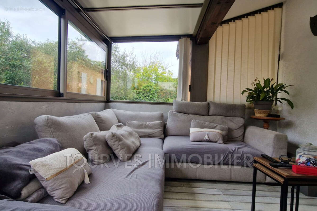 Maison à LA ROQUEBRUSSANNE