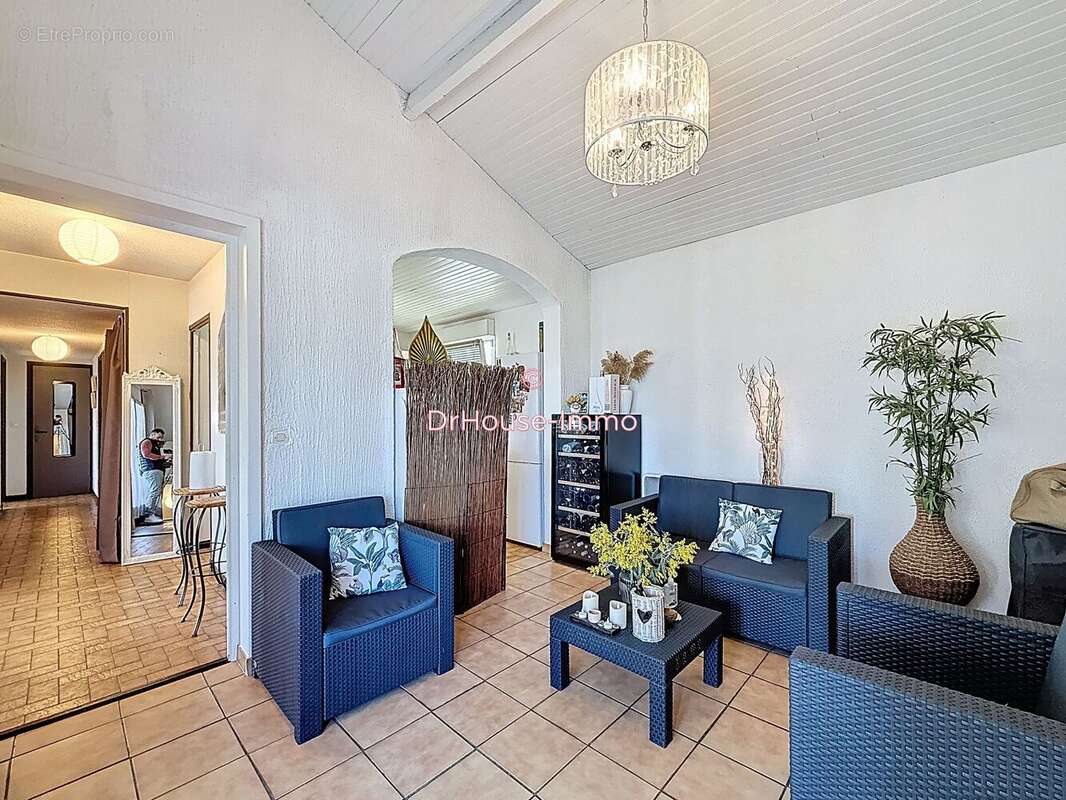 Maison 82 m² à Chatuzange-Le-Goubet  - photo 7