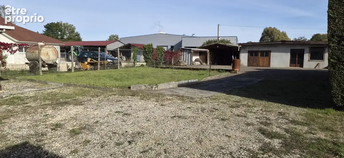 Terrain constructible de 1066 m2 plat. - photo 3