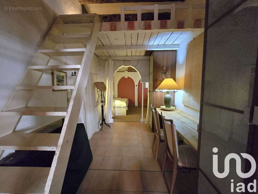 Photo 8 - Commerce à MARSEILLE-2E