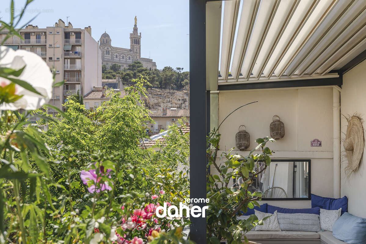 Appartement à MARSEILLE-6E