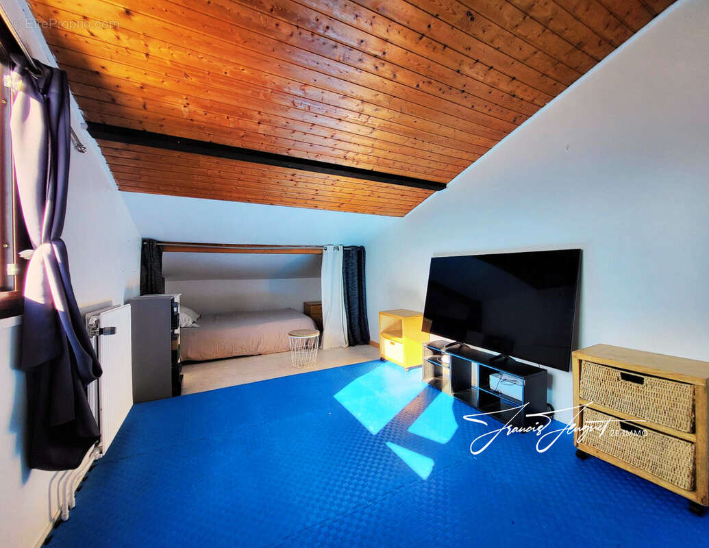 Appartement à QUINTAL