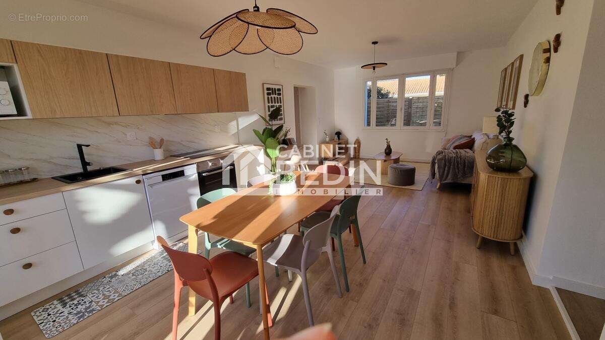 Appartement à PESSAC