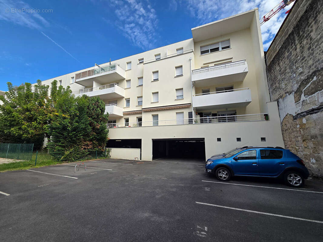 Appartement à BORDEAUX