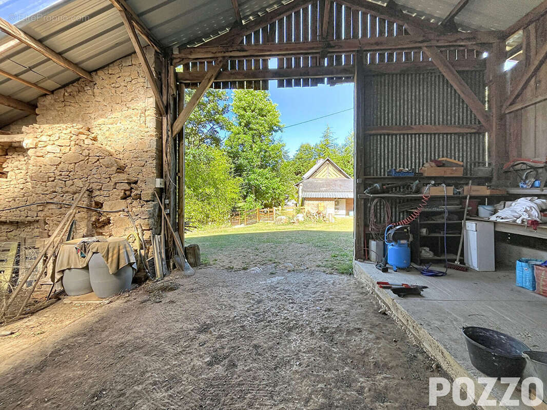 A VENDRE : Propriété d'exception - Longère normande de charme sur 5 hectares avec étang et dépendance - photo 17