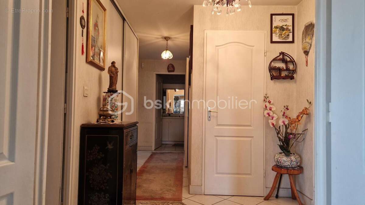 Appartement à HYERES