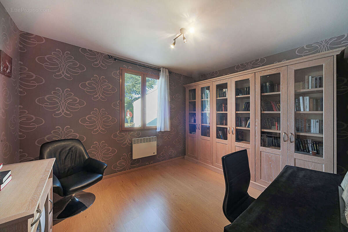 Maison à VILLENEUVE-LES-BOULOC