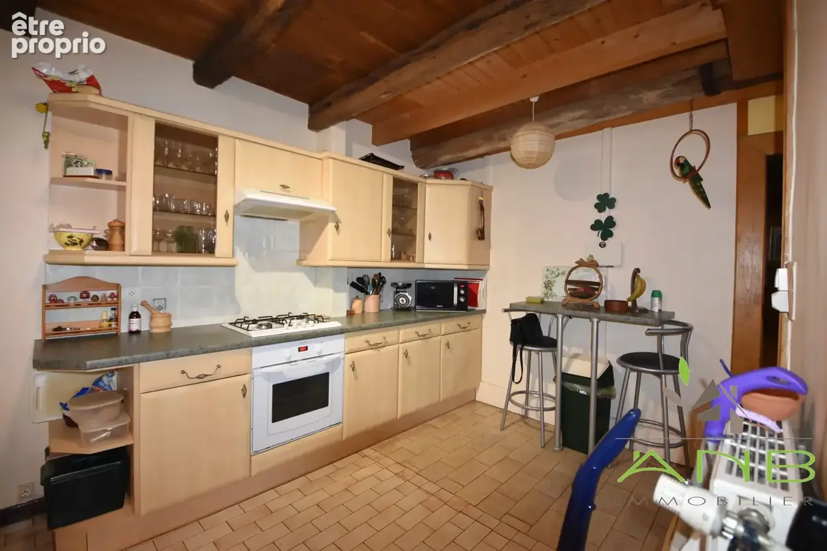 Maison 5 pièces 147 m² à vendre à Montbron (16220) - photo 5