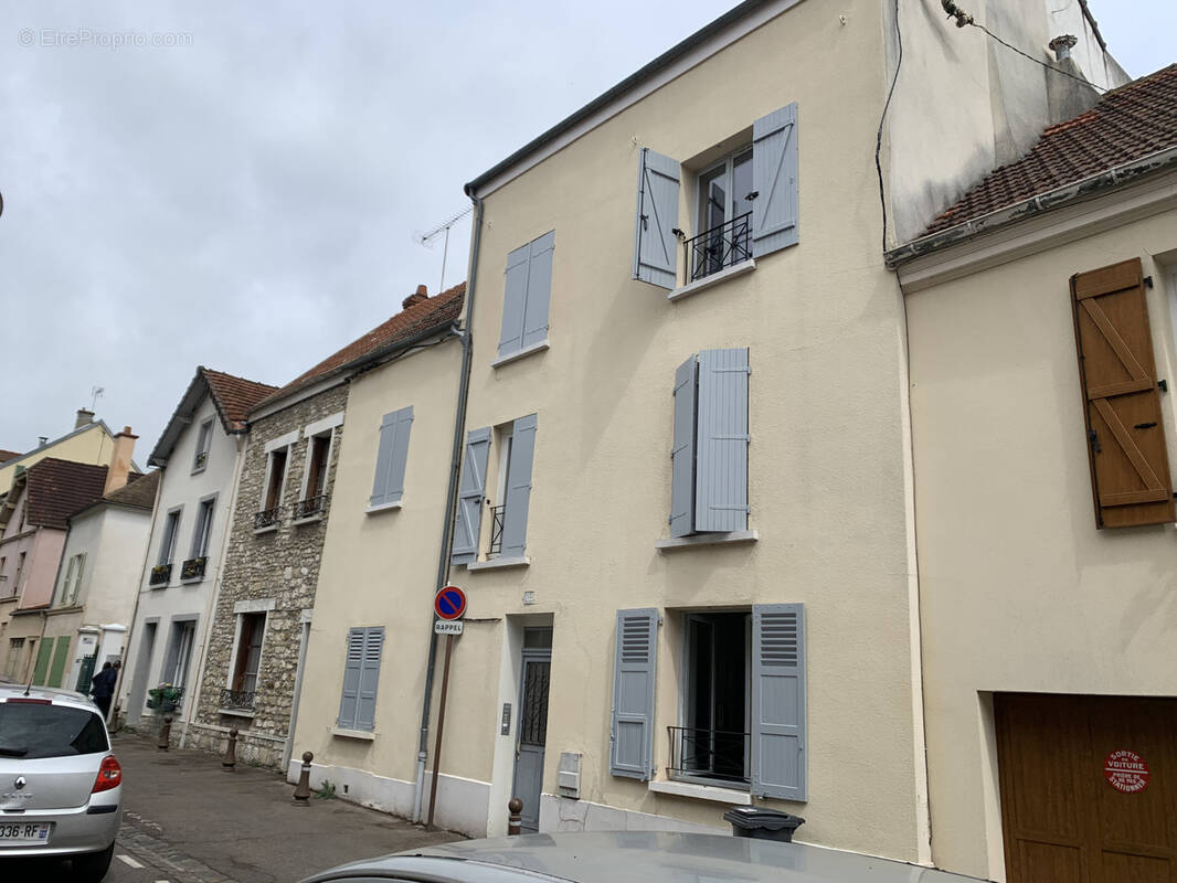 Appartement à MANTES-LA-JOLIE