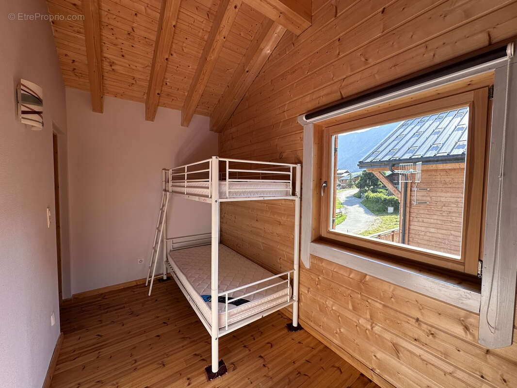 Maison à ALBIEZ-MONTROND