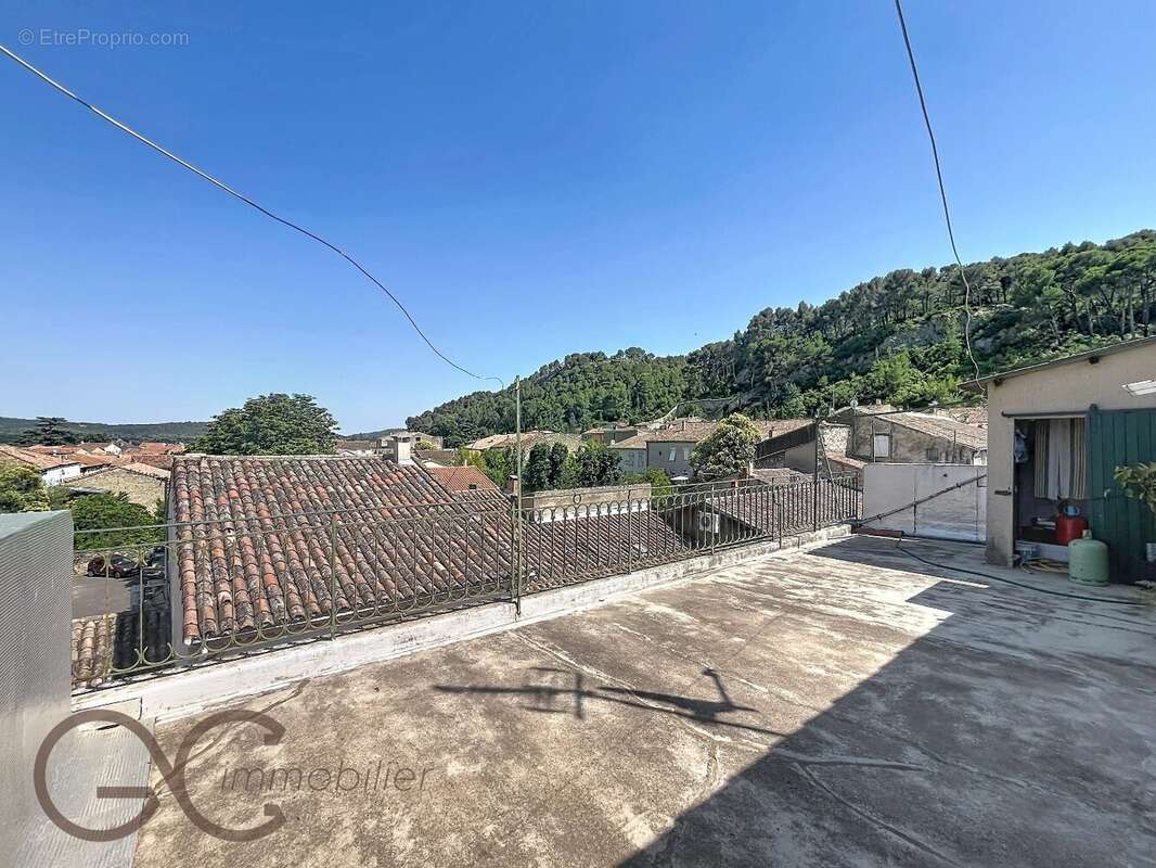 Maison à CESSENON-SUR-ORB