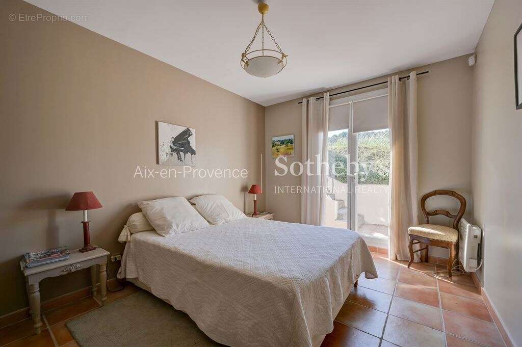 Maison à BOUC-BEL-AIR