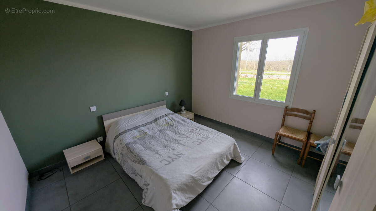 Maison à MAYRINHAC-LENTOUR