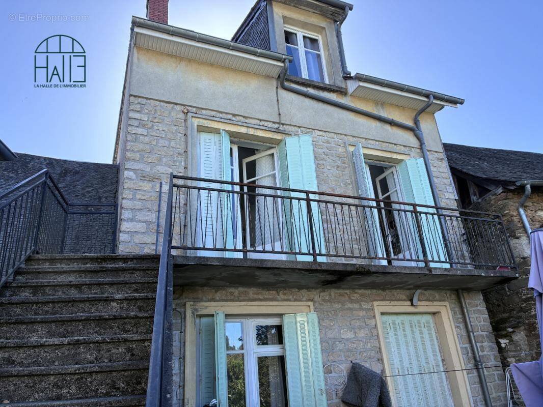 Maison à UZERCHE