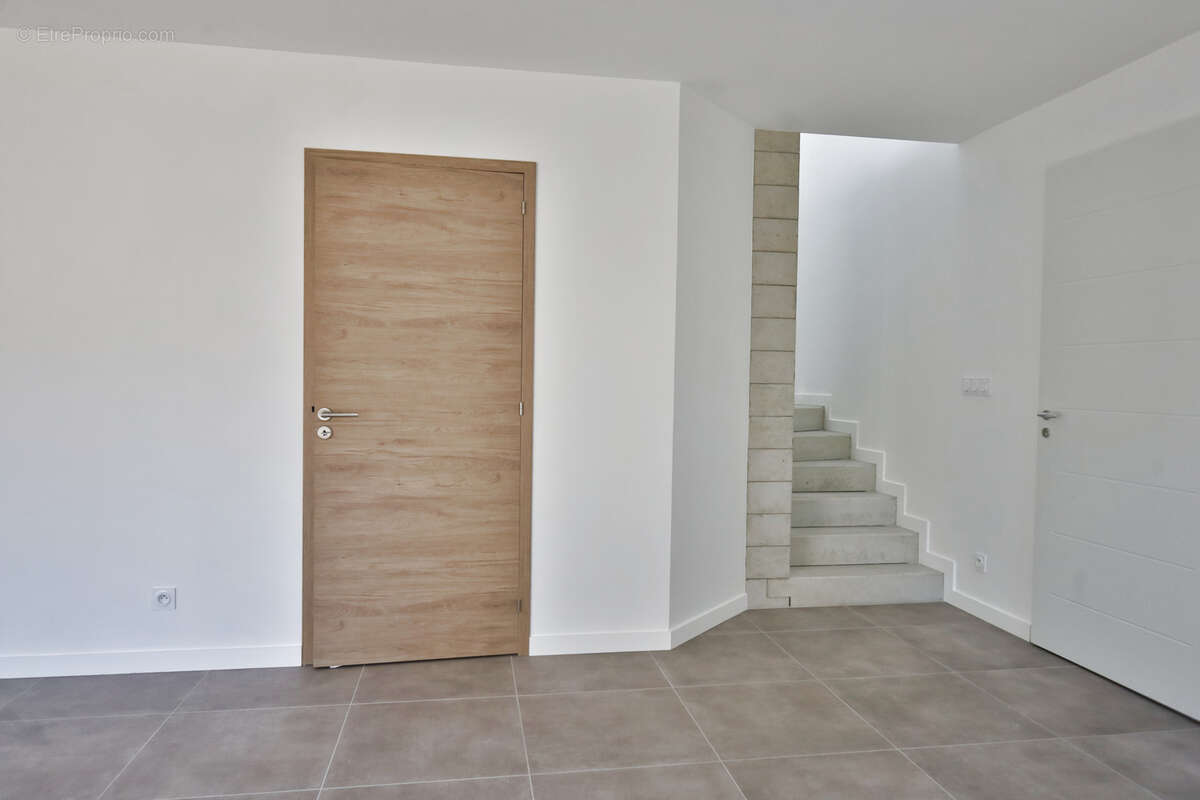 Maison Type 4 - 88 m2 habitables - Terrain 300 m2 - - photo 6