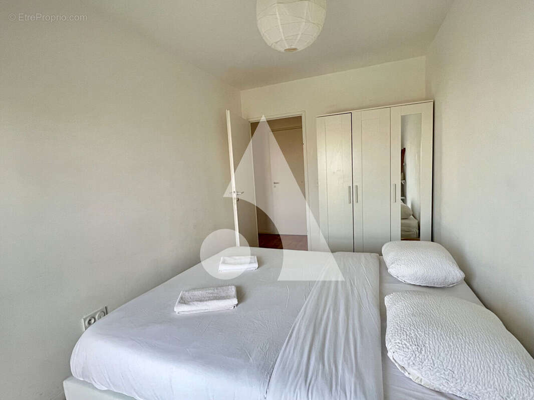 Appartement à L'ILE-SAINT-DENIS