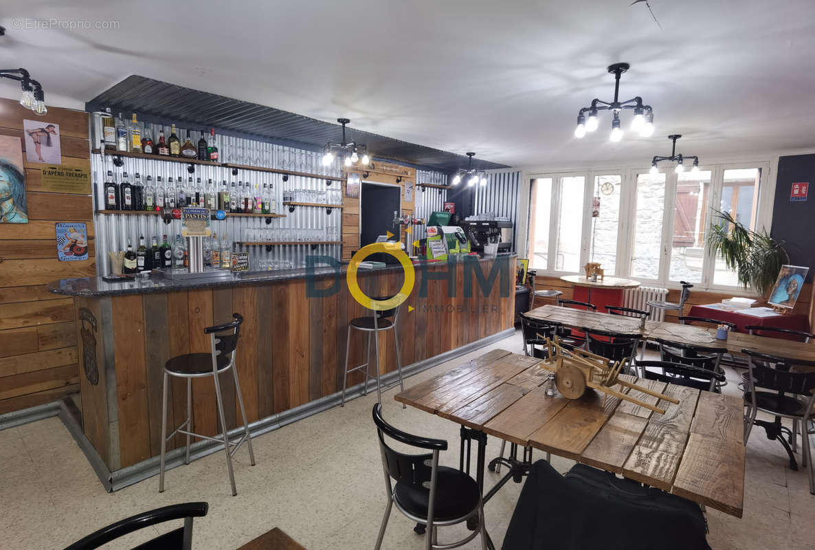 Commerce à VILLEFORT