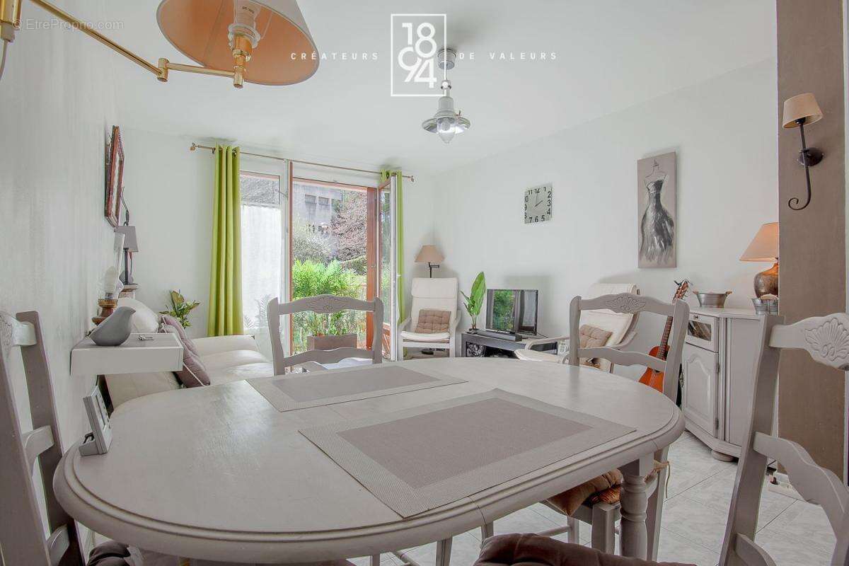 Appartement à AIX-EN-PROVENCE