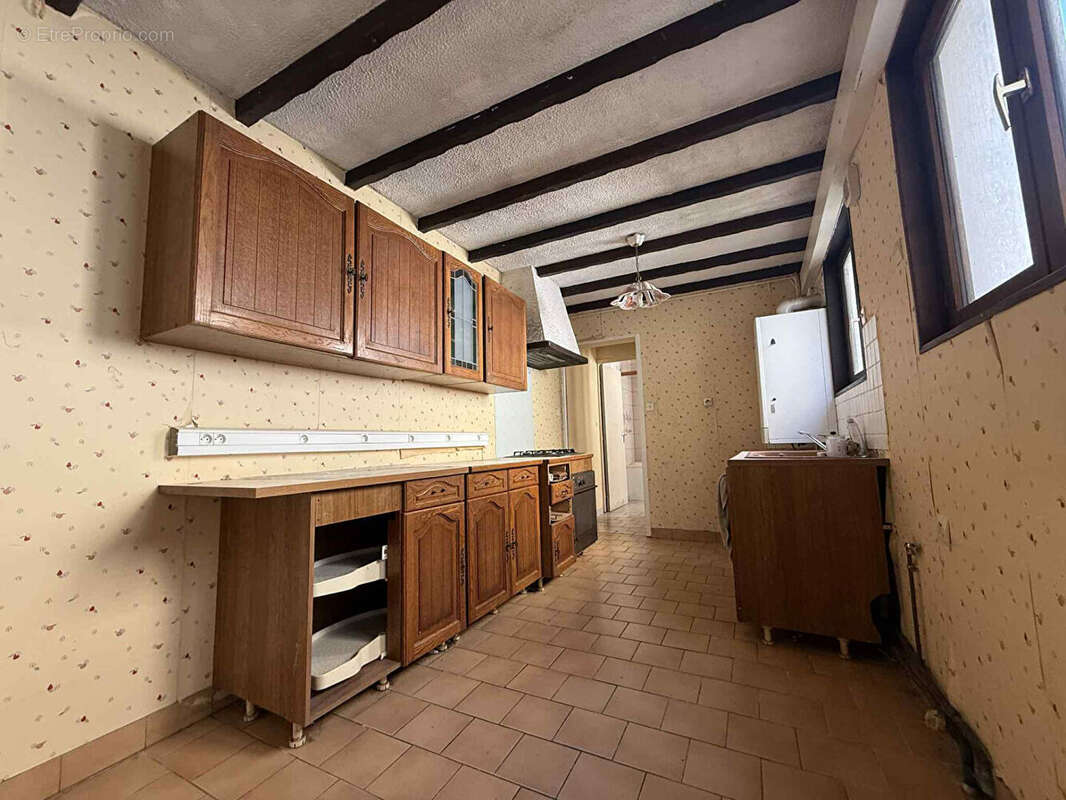 Maison à BRUAY-LA-BUISSIERE