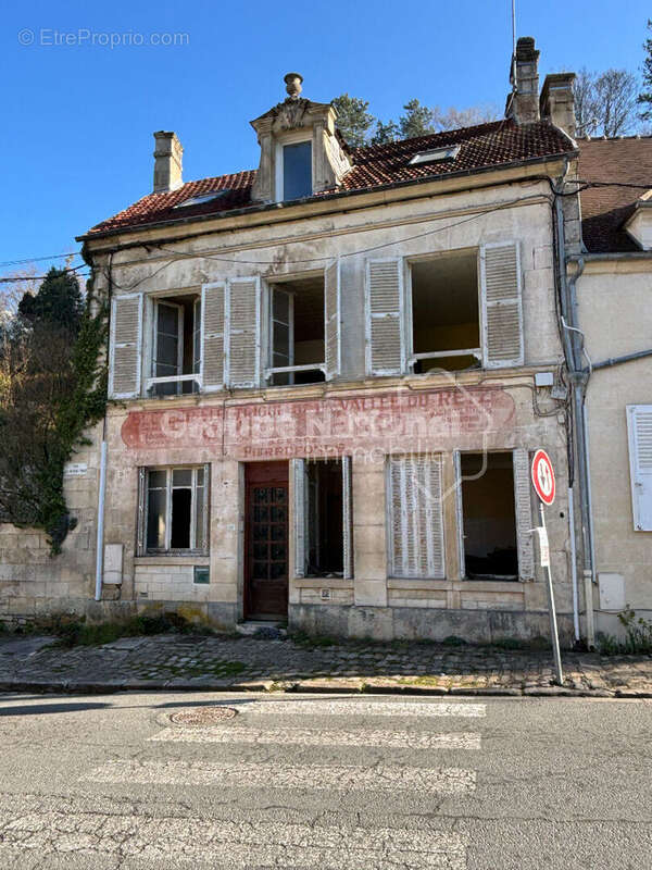 Appartement à PIERREFONDS