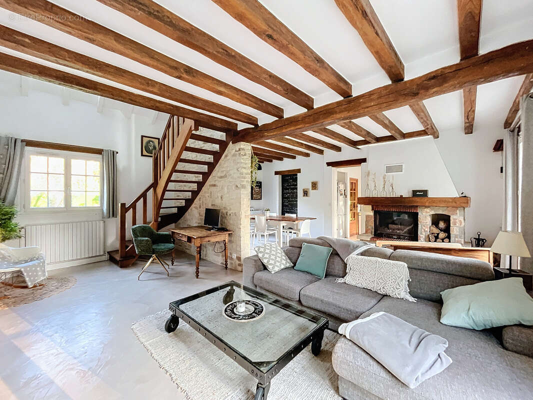 Maison à NOISY-SUR-ECOLE