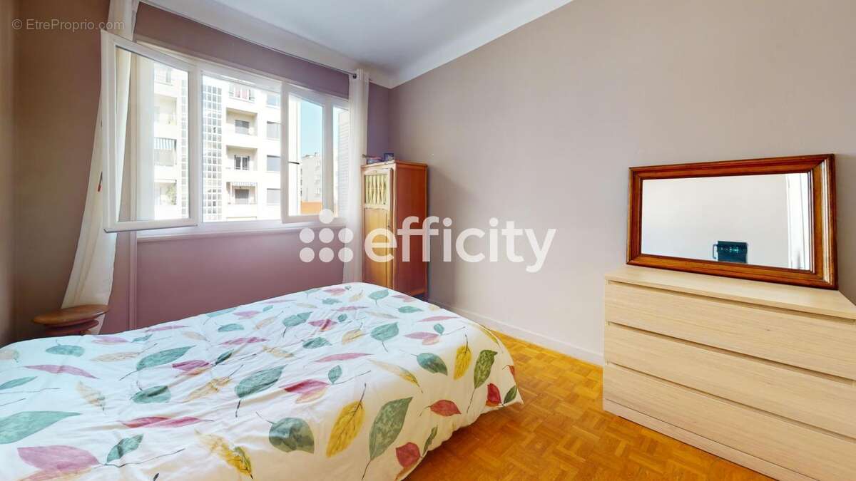 Appartement à LYON-6E