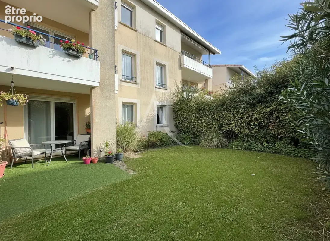 Carcassonne, Appartement  avec jardin et place de parking - photo 1