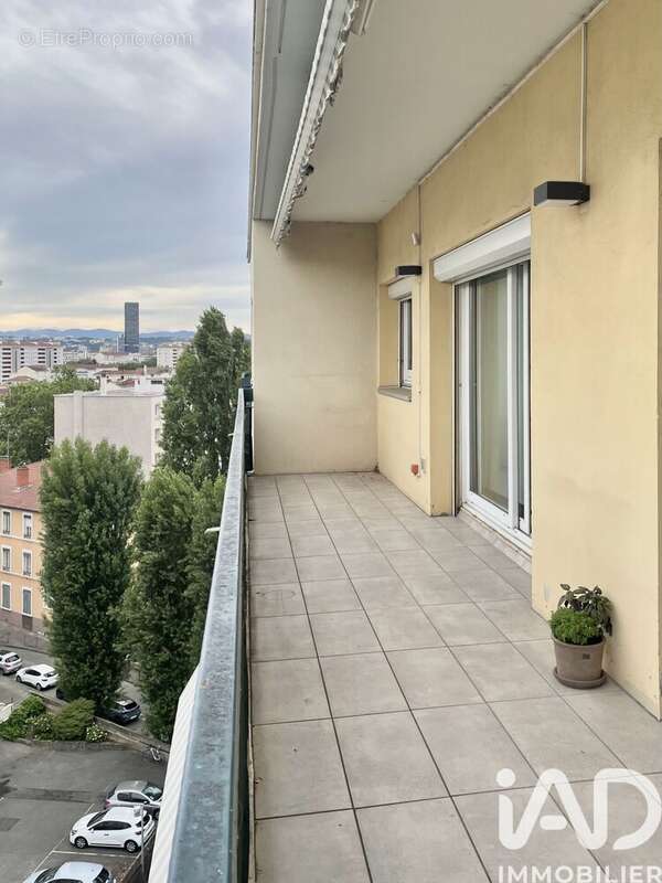 Photo 2 - Appartement à VILLEURBANNE