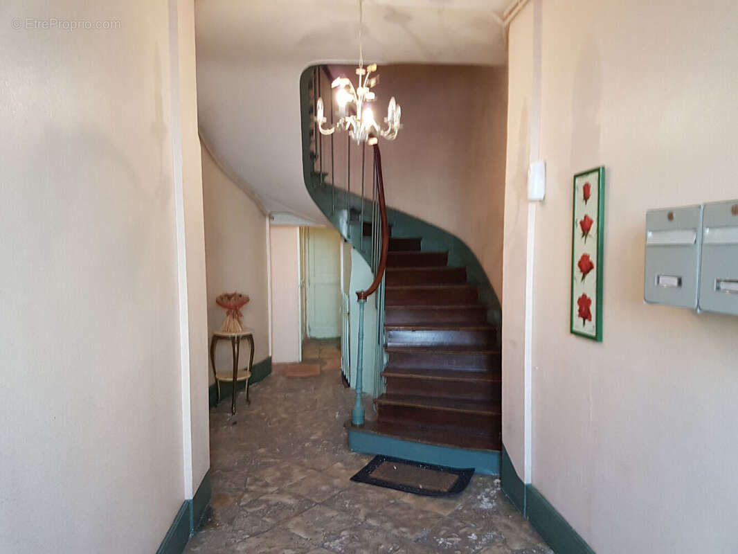 Appartement à FOURCHAMBAULT