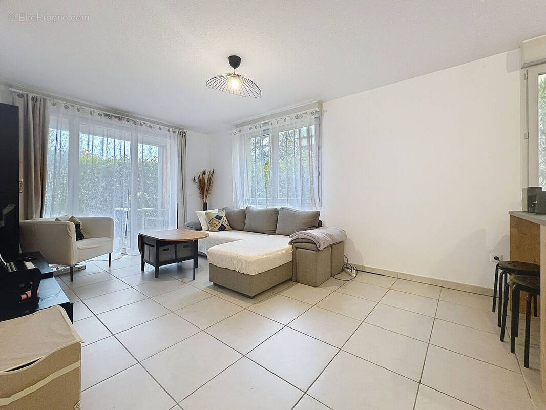 Appartement à SAINT-ORENS-DE-GAMEVILLE