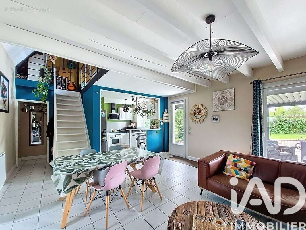 Maison 97 m² à Montereau  - photo 7