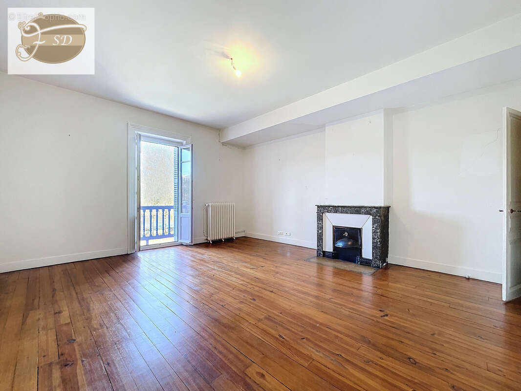 Maison à ANDREZIEUX-BOUTHEON