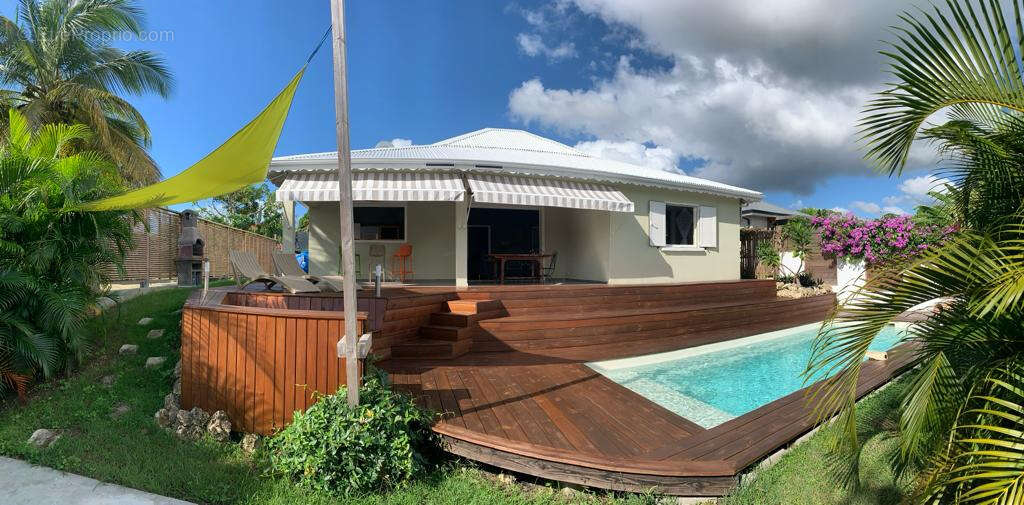 Maison à SAINTE-ANNE