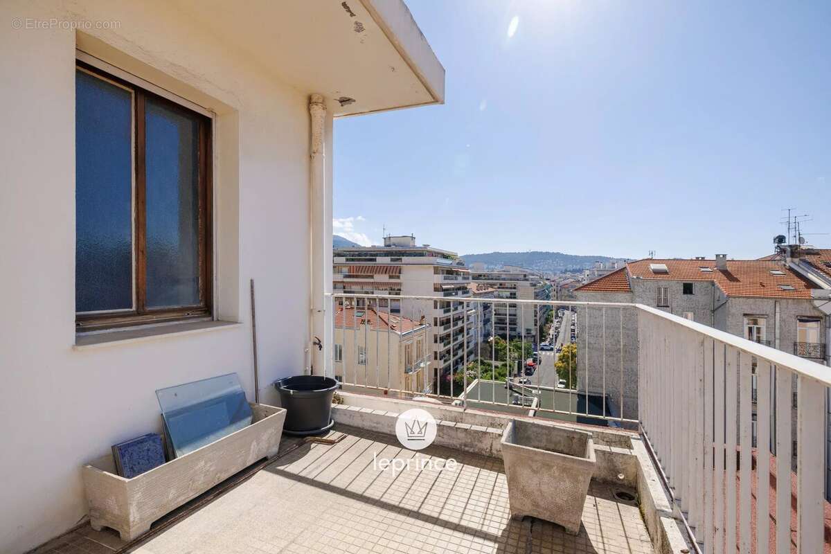 Appartement à NICE