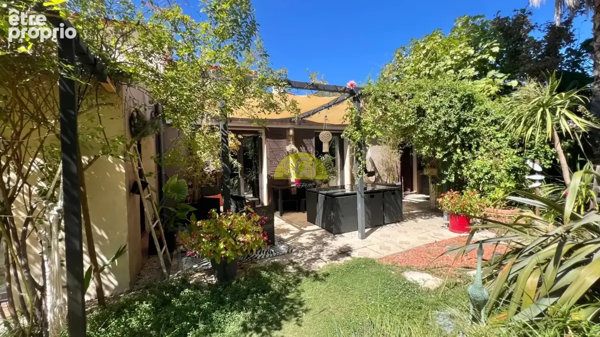 Villa 4 faces de 150 m2 avec piscine sur terrain arboré de 632 m² - photo 3