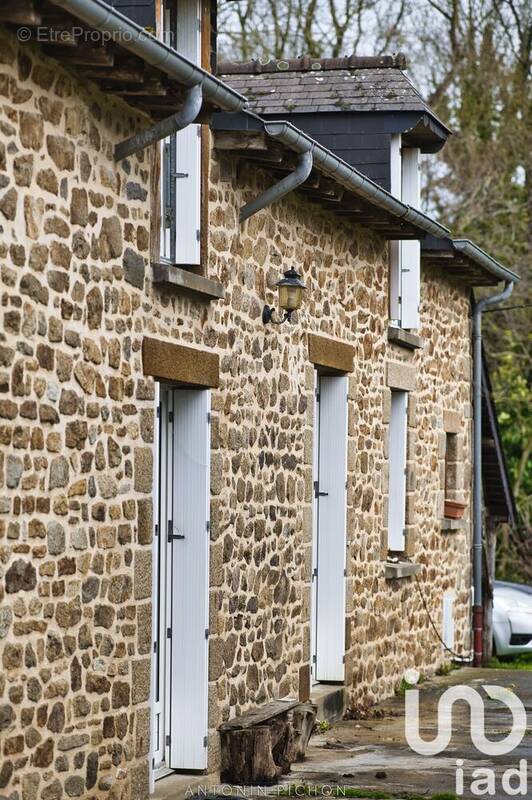 Photo 1 - Maison à SAINT-GONDRAN