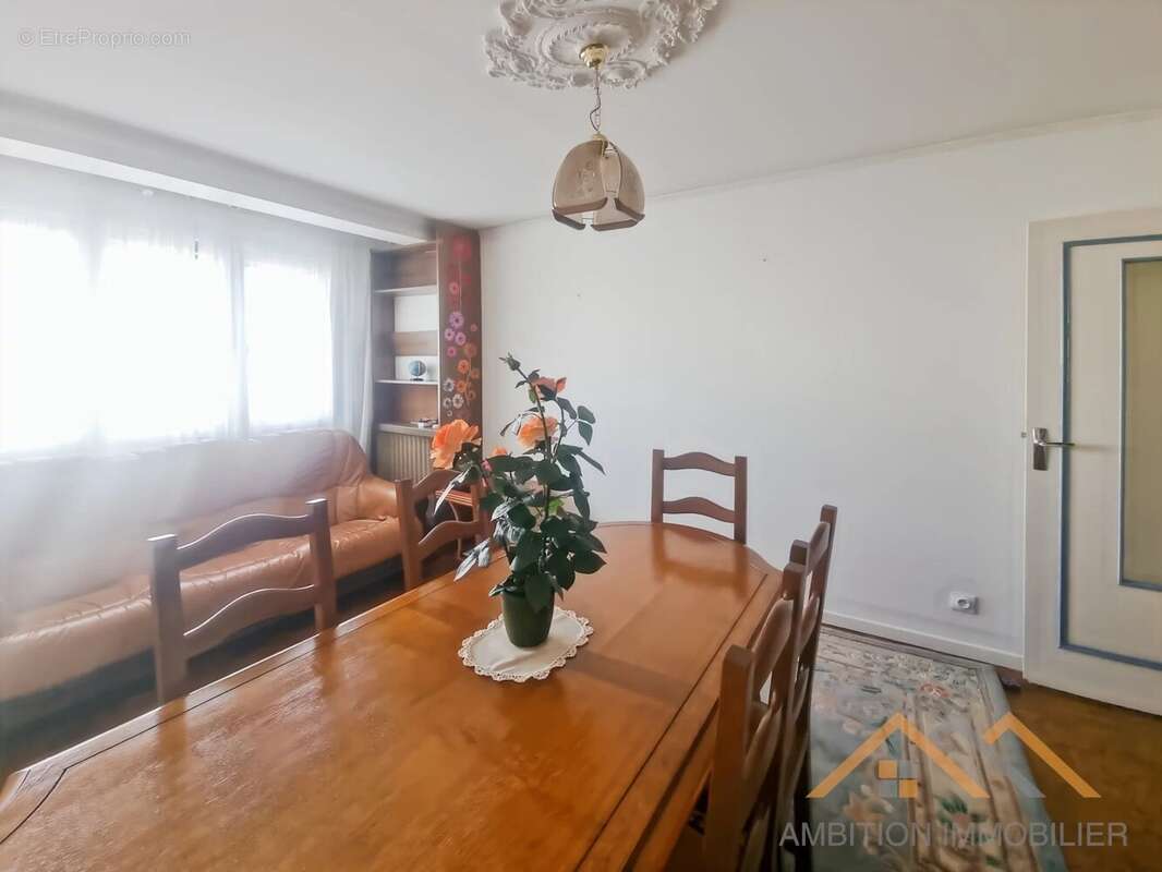 Appartement à LE KREMLIN-BICETRE