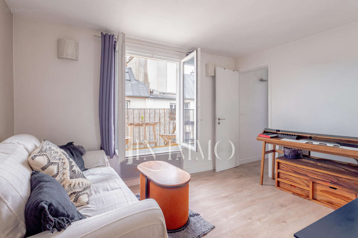 Appartement à PARIS-11E