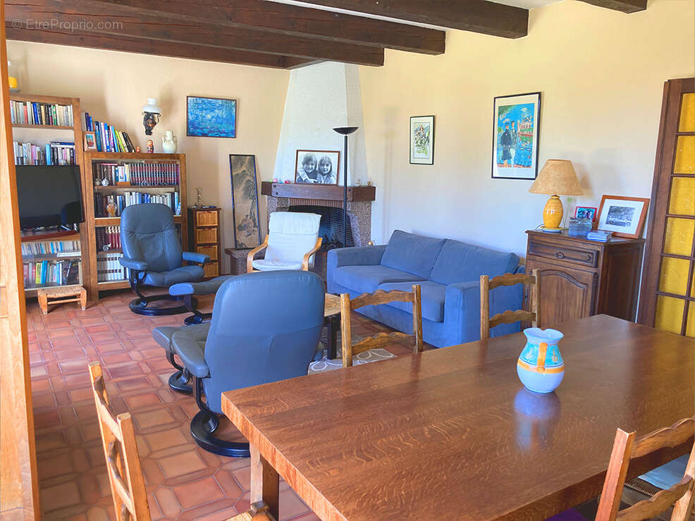 Maison à MONTELIMAR