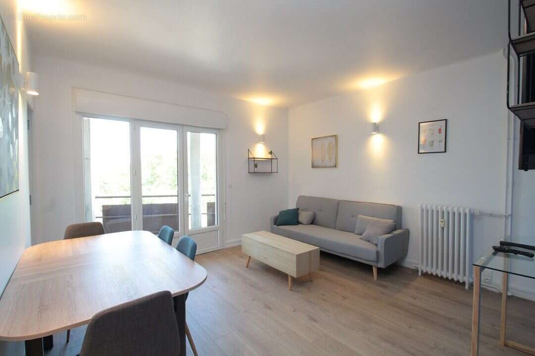 Appartement à NIMES