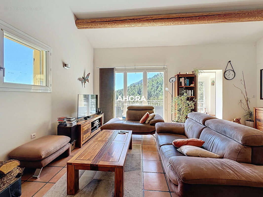 Maison à CADOLIVE