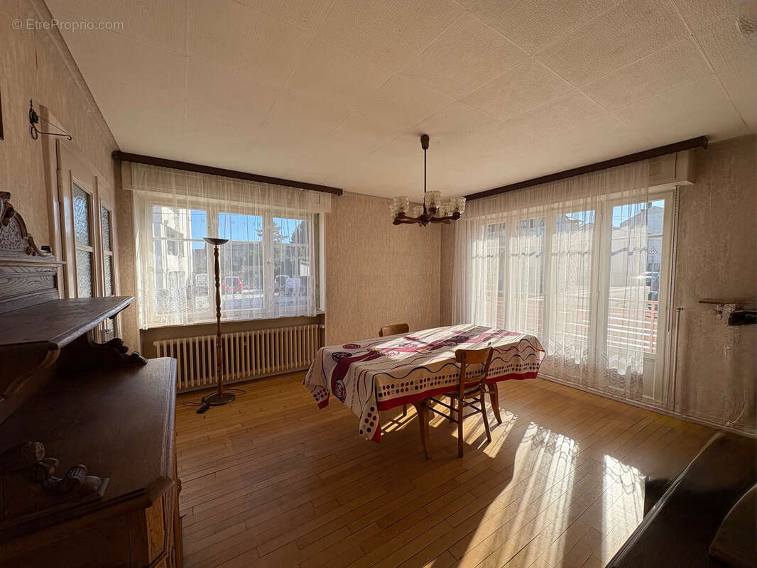 Maison à BOUZONVILLE