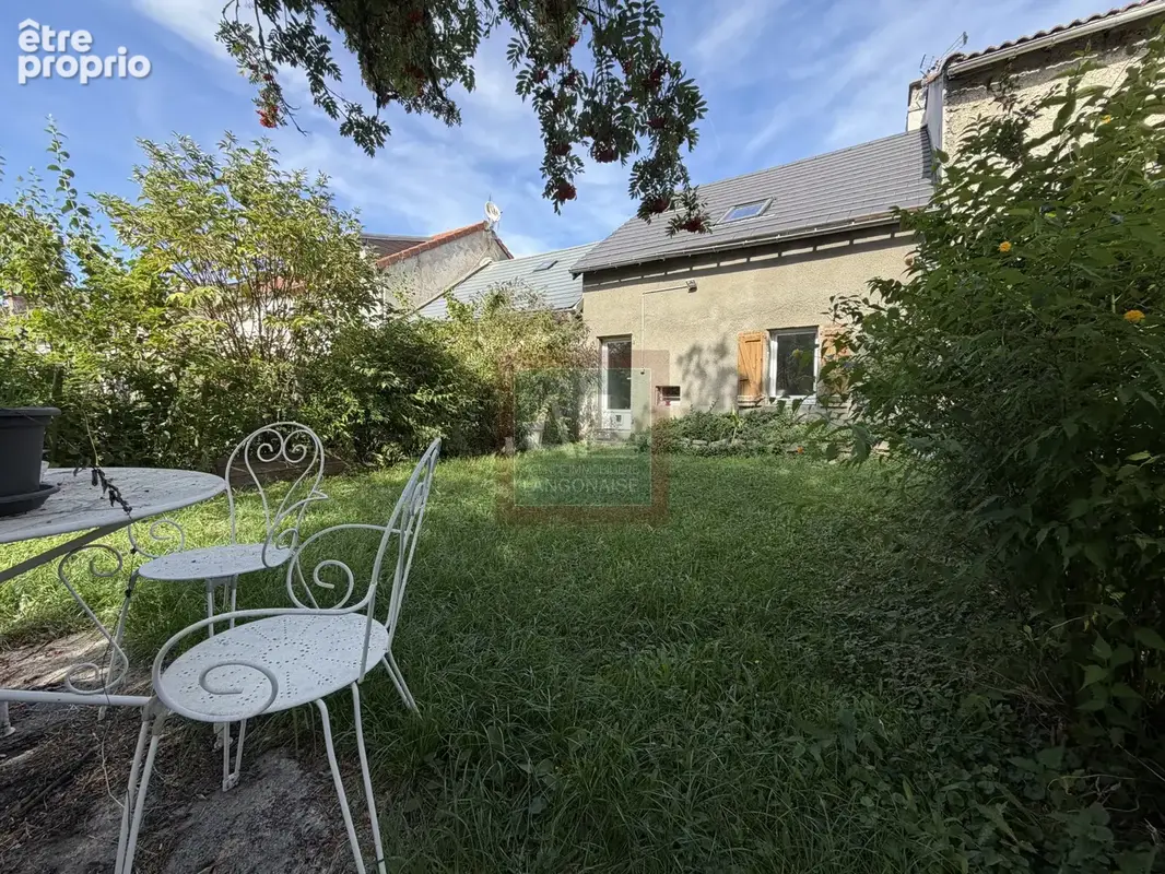 Maison à GRANDRIEU